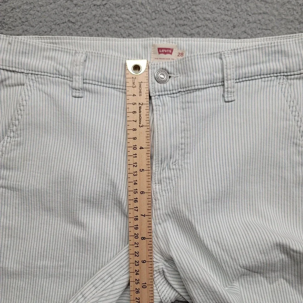 Levi's Shorts Womens 28 White blue Striped Casual White Tab Cut Off Outdoor Logo